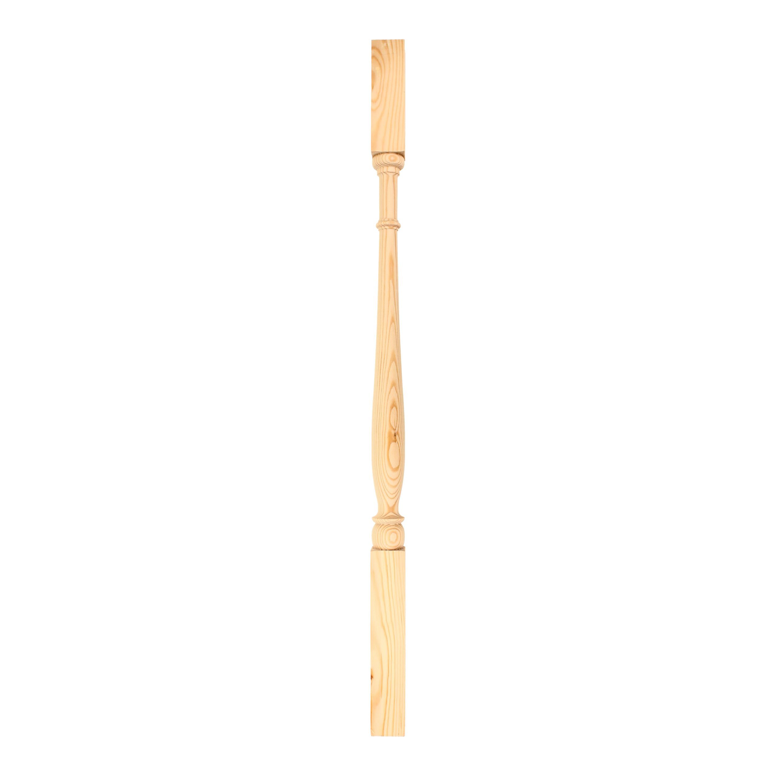 12 Temple Sheen london SW147RP 12 Temple Sheen london SW147RP - Wooden staircase spindle.