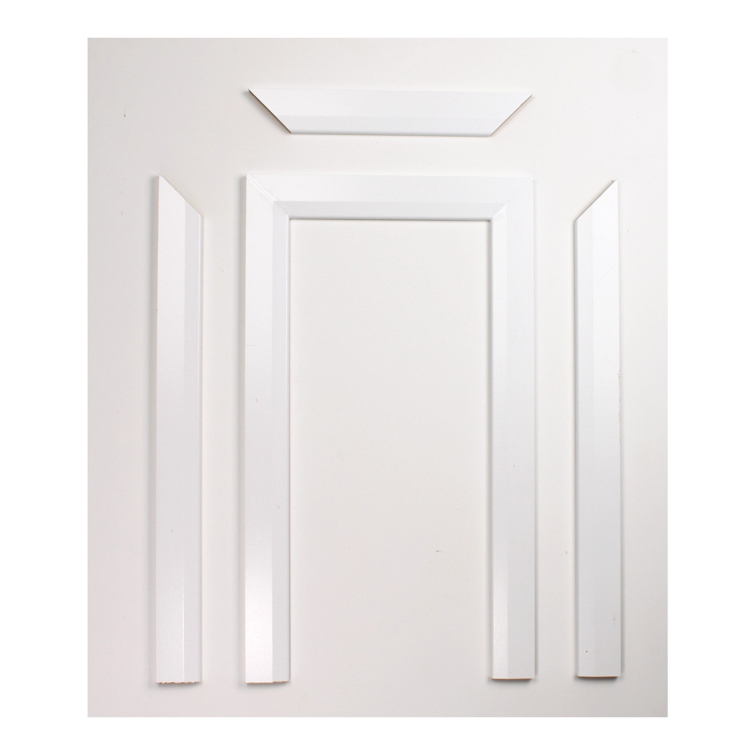 2 sets of "Cut & Mitred" White Primed MDF-Chamfered Architrave-68x18 (6 pieces in total) 2 sets of "Cut & Mitred" White Primed MDF-Chamfered Architrave-68x18 (6 pieces in total)