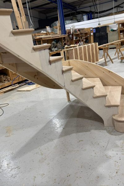Curved Staircases Manufacturer